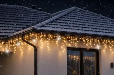 Světelný závěs s rampouchy venkovní 60 m, 1500 LED, teplá bílá, flash studená bílá – sada 3 ks