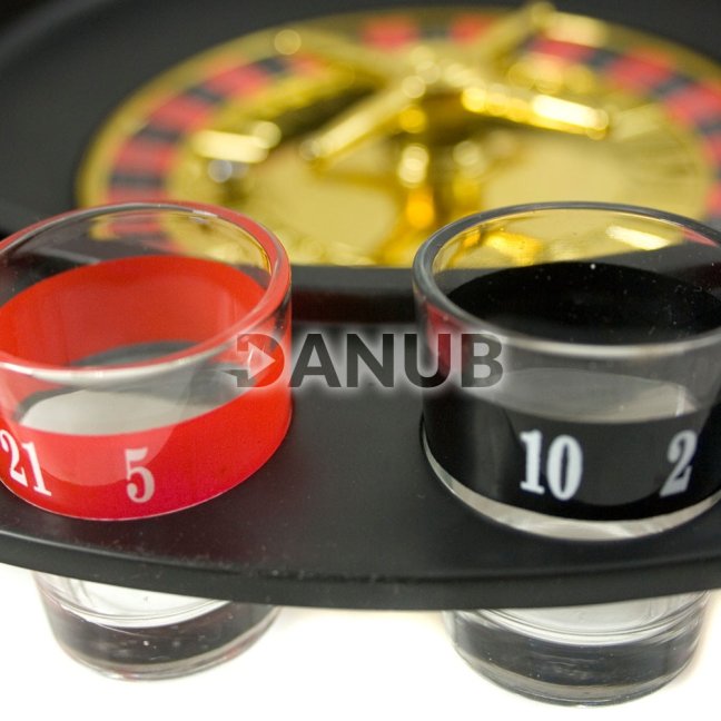 Alkoholová ruleta s číslovanými pohárikmi