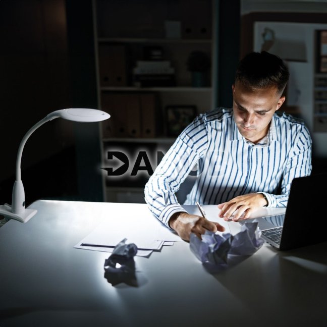 LED lampa na stôl - s lupou - štipcom - biela