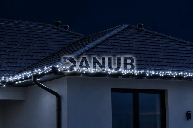 Led svetelná reťaz vonkajšia - spájateľná - studená biela - 1000 Led - 50 m