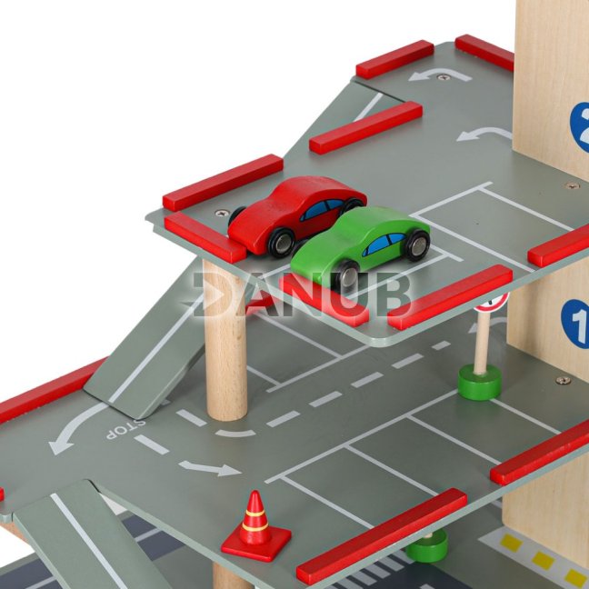 Drevené parkovisko LULILO BENINO dvojpodlažná mestská garáž