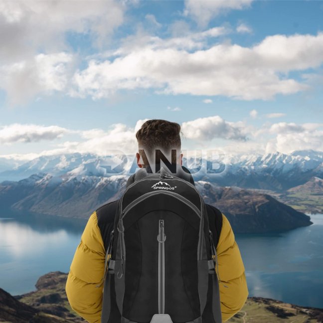 Batoh na turistiku s pláštenkou - 60L - čierno-šedý